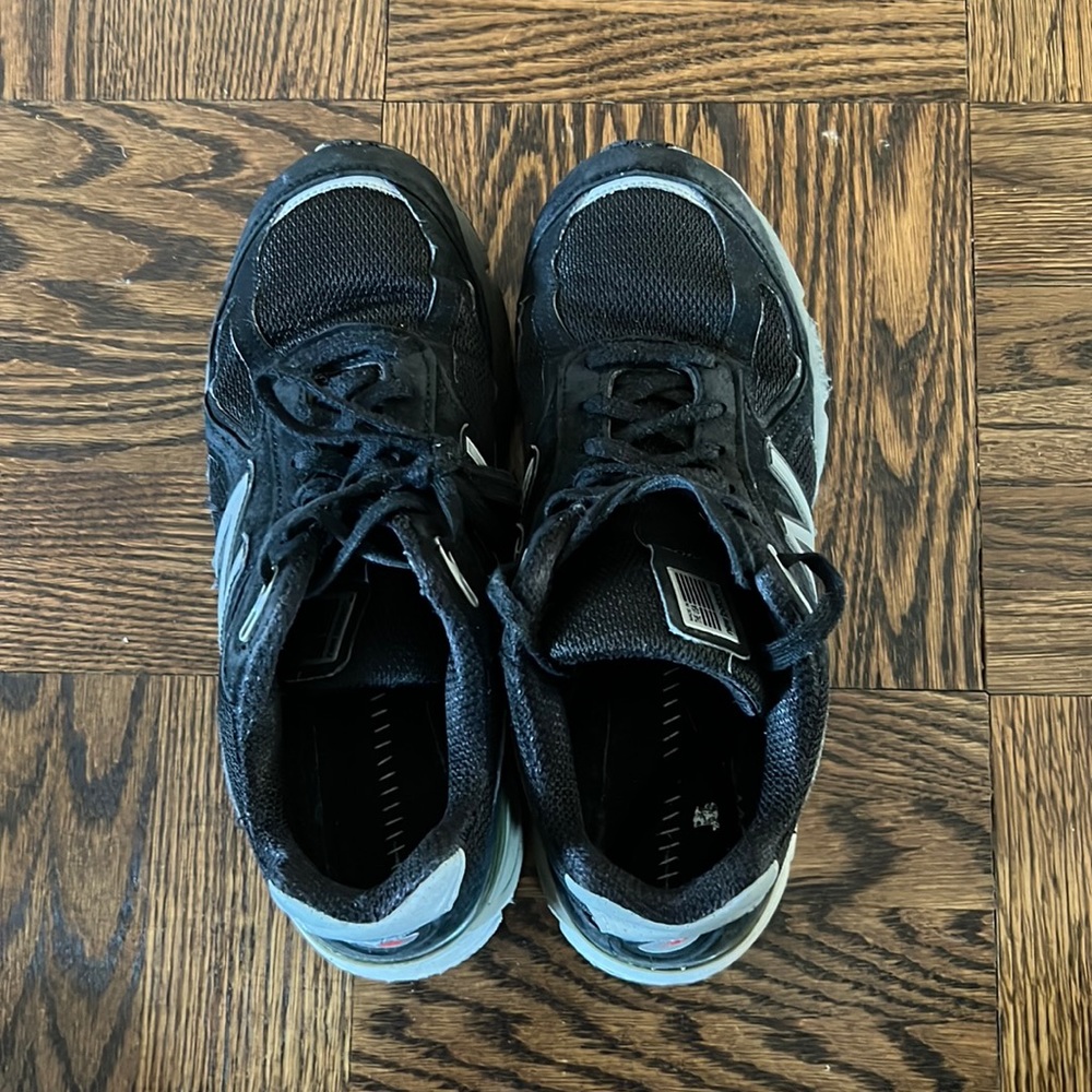 New Balance 990V4 8.5 4E